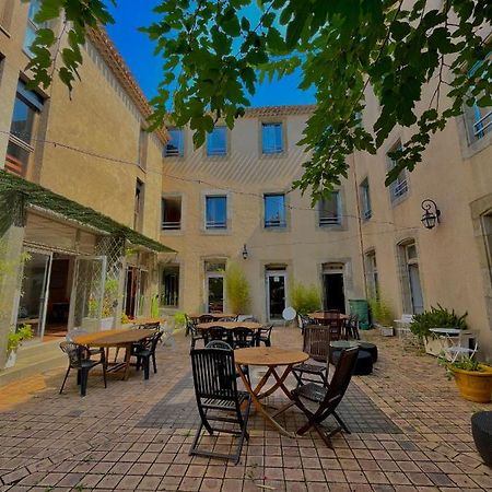 Hostel Coeur De Cite Carcassonne Bagian luar foto