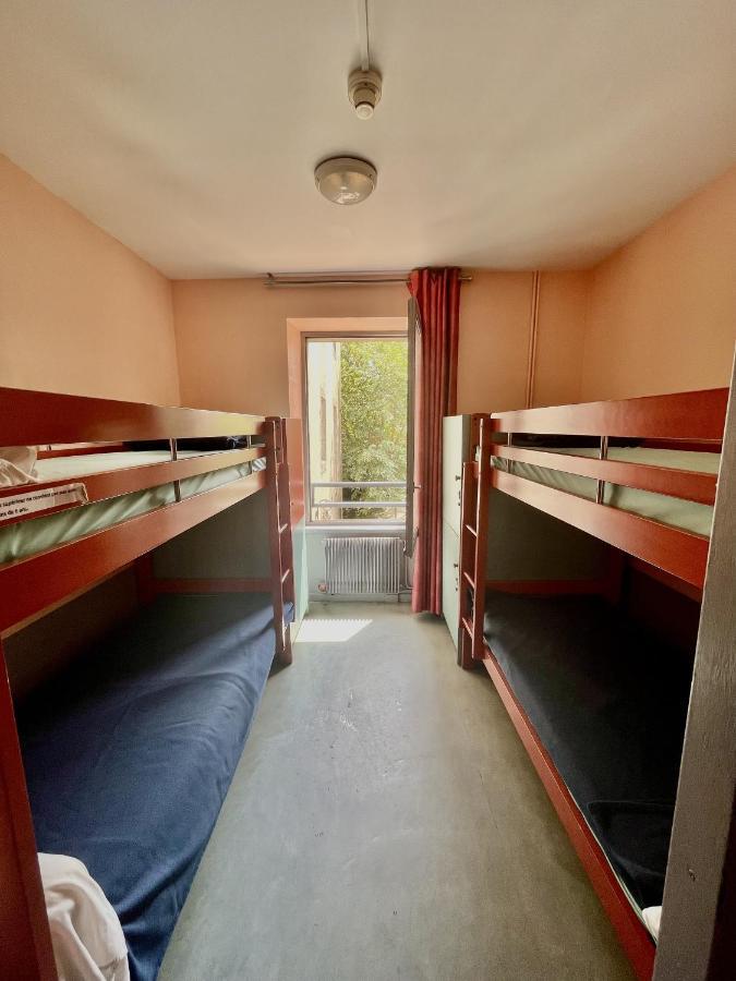 Hostel Coeur De Cite Carcassonne Bagian luar foto